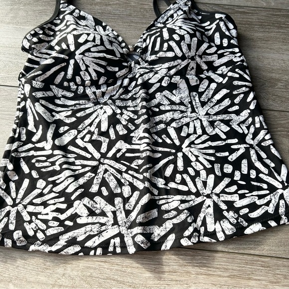 Simon Chang Stretch Tank Top Bra Included Swimwear Tankini - Picture 7 of 13